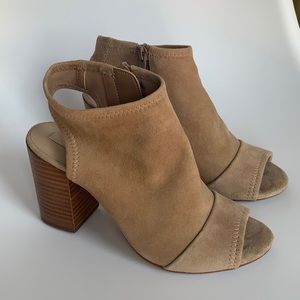 ALDO Beige/Tan Open-Toe Booties Heels Sz 6